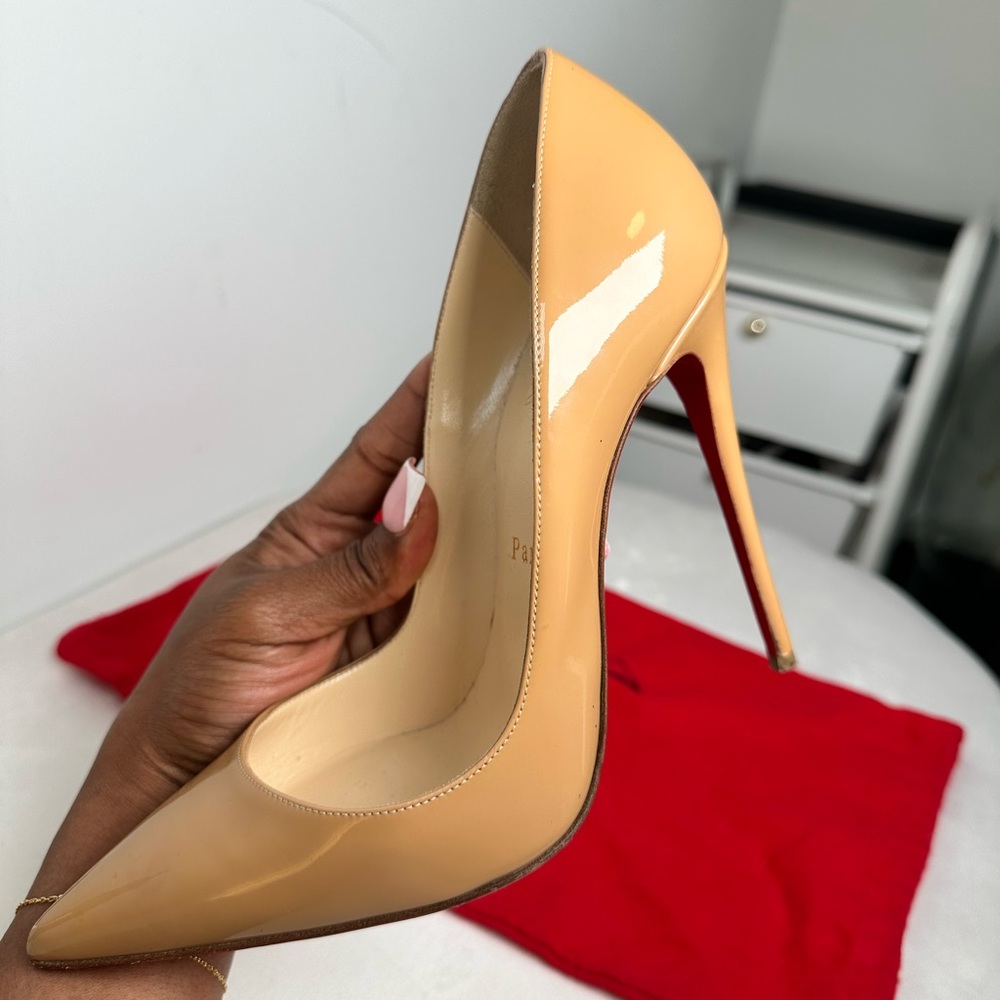 Christian Louboutin So Kate Patent Nude Heels 120mm - Picture 11 of 15